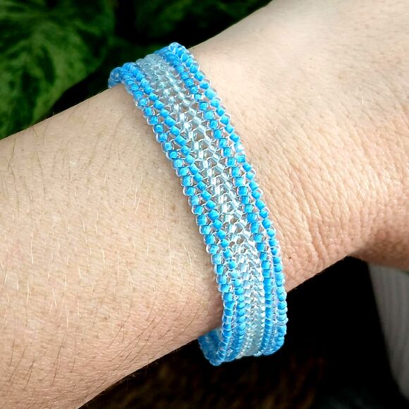 Boho Beaded Gemstone Bracelet, Blue Lace Agate Seed Bead Jewelry. 7" - Picture 1 of 7